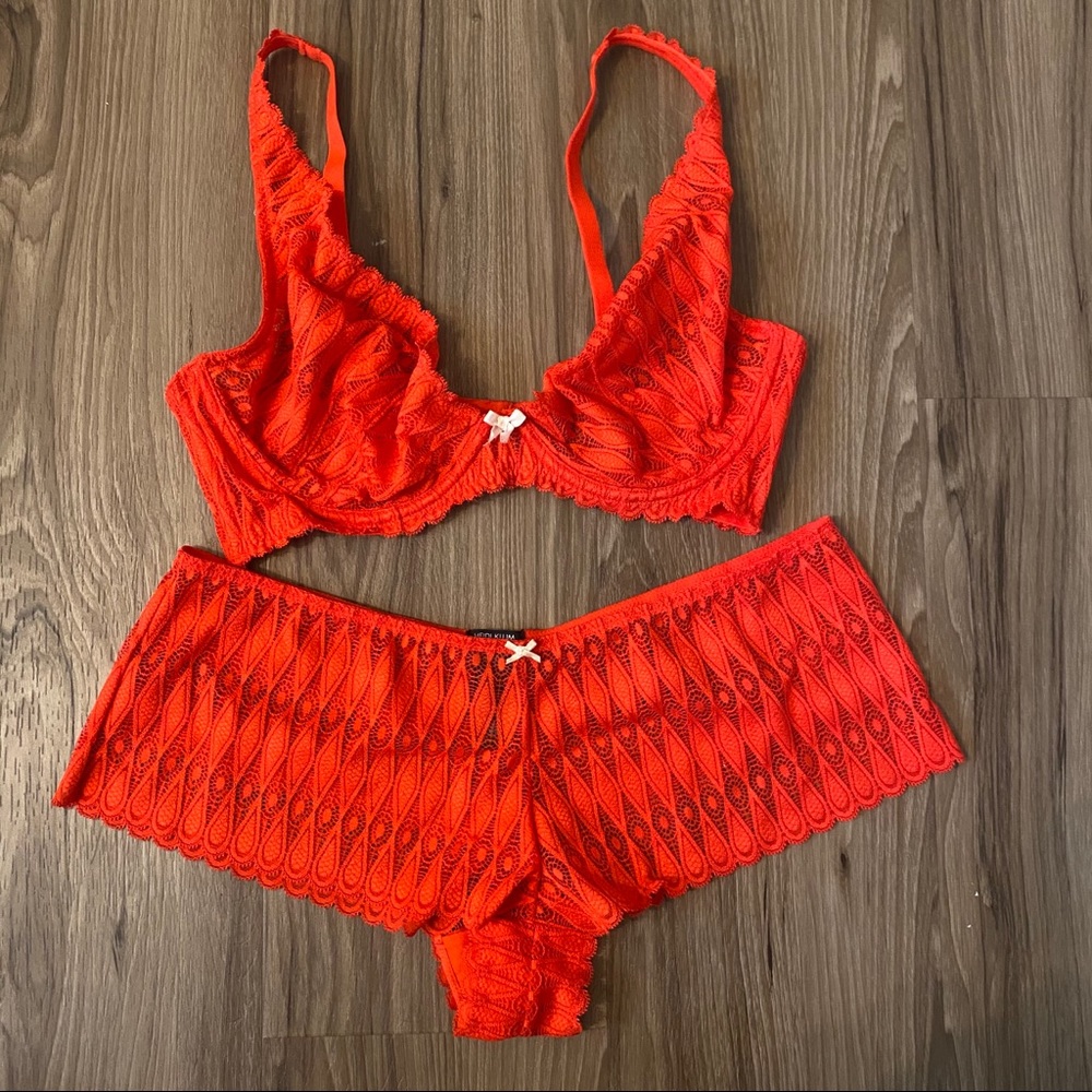 Heidi Klum Intimates Red Lace Bra
